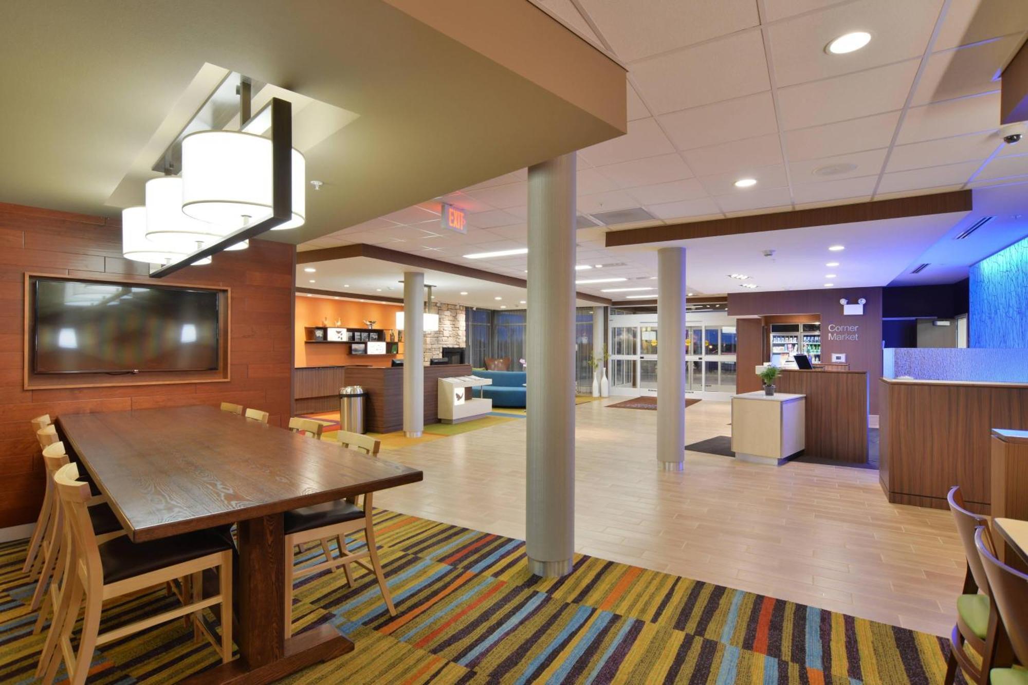 Fairfield Inn & Suites By Marriott Eau Claire/Chippewa Falls מראה חיצוני תמונה