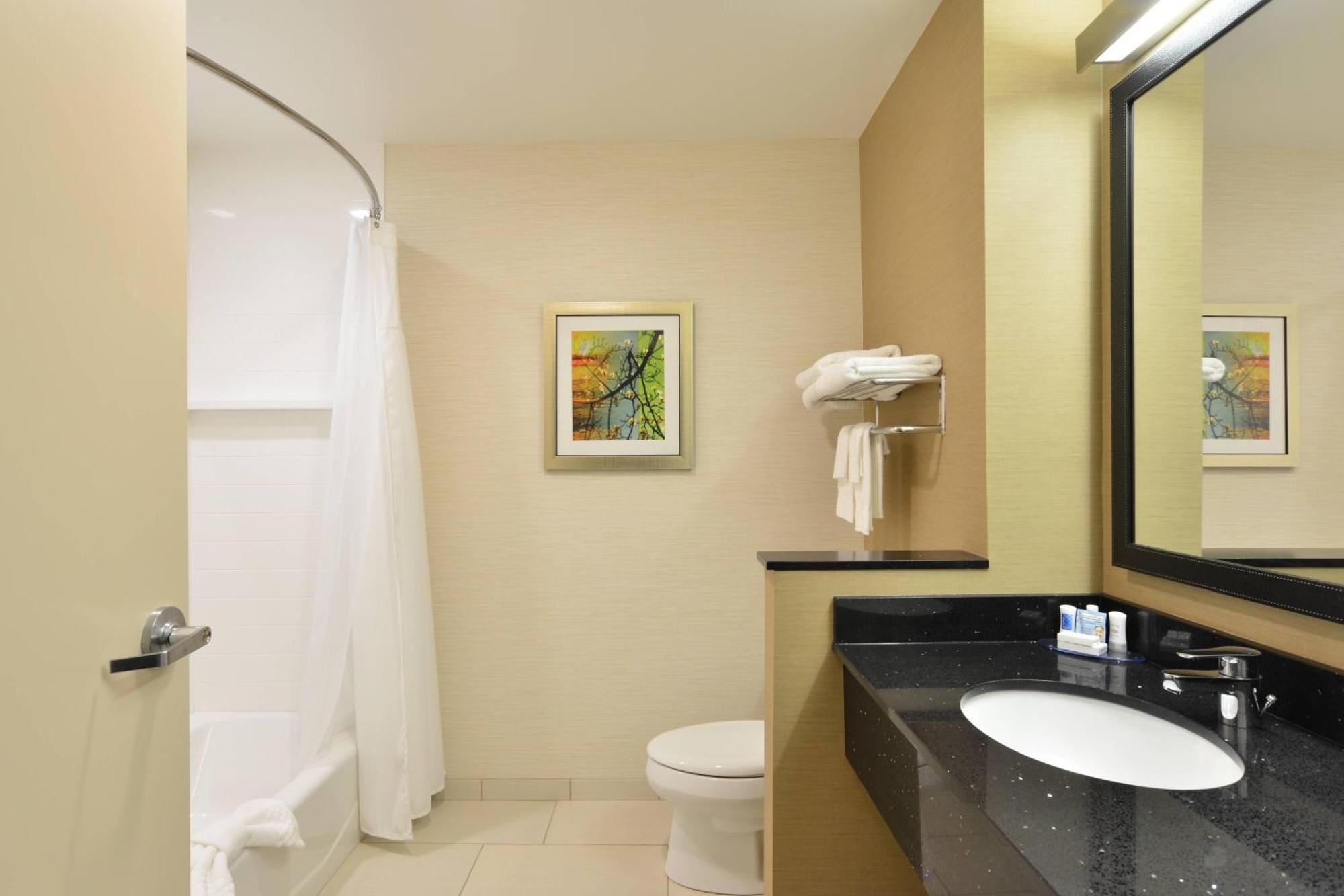 Fairfield Inn & Suites By Marriott Eau Claire/Chippewa Falls מראה חיצוני תמונה