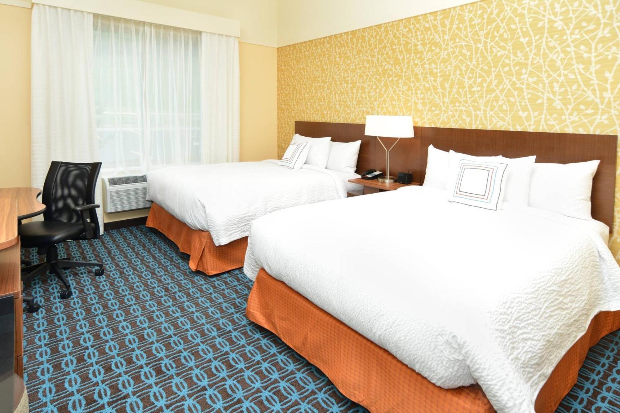 Fairfield Inn & Suites By Marriott Eau Claire/Chippewa Falls מראה חיצוני תמונה