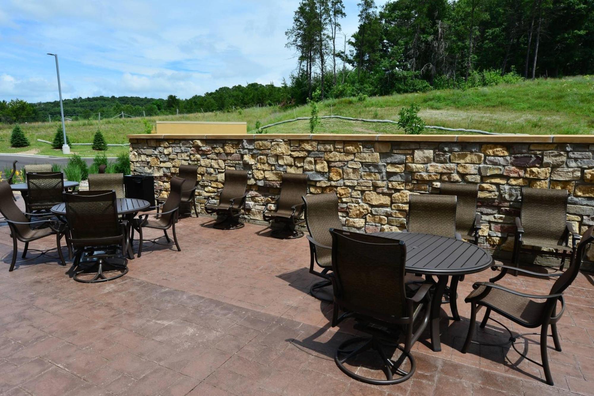 Fairfield Inn & Suites By Marriott Eau Claire/Chippewa Falls מראה חיצוני תמונה