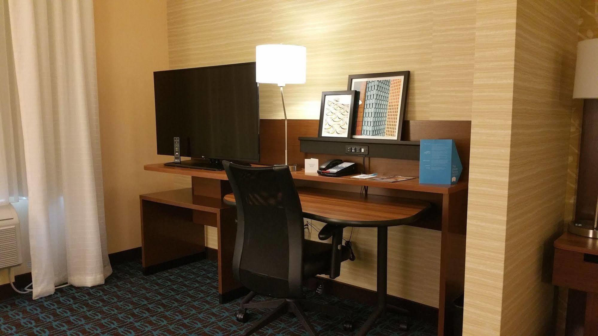 Fairfield Inn & Suites By Marriott Eau Claire/Chippewa Falls מראה חיצוני תמונה