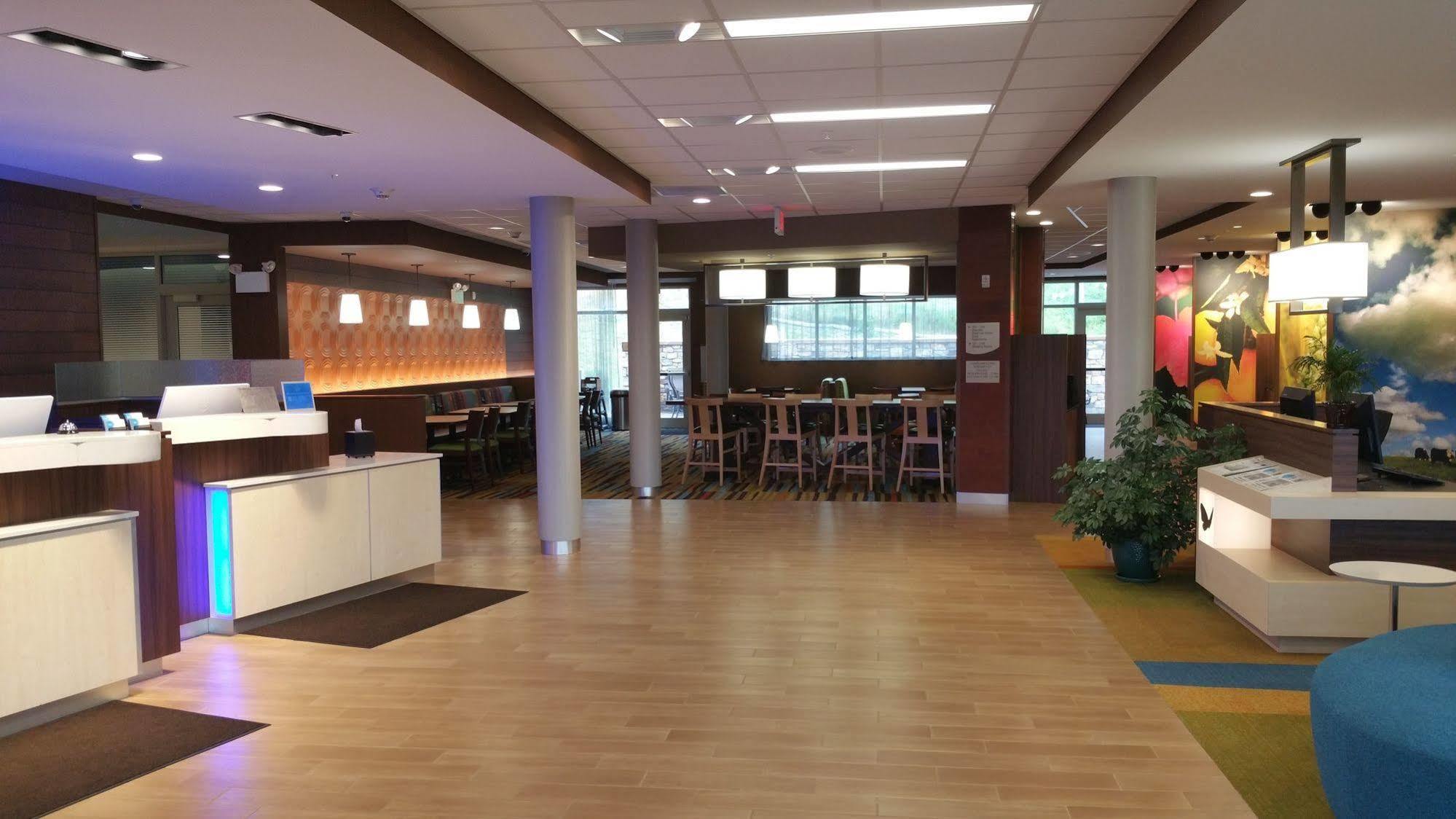 Fairfield Inn & Suites By Marriott Eau Claire/Chippewa Falls מראה חיצוני תמונה